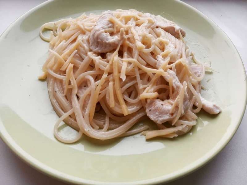  3 способа сделать из спагетти ароматное блюдо, которое домочадцы съедят без остатка и добавки попросят