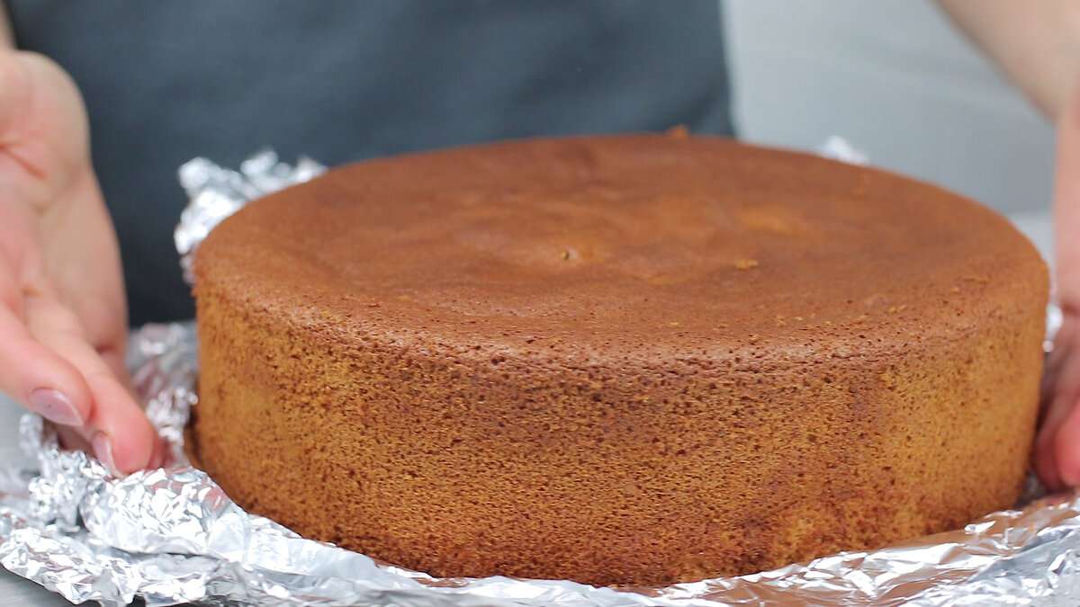  Нежный «Медовый торт» с вареной сгущенкой. Простой рецепт торта.